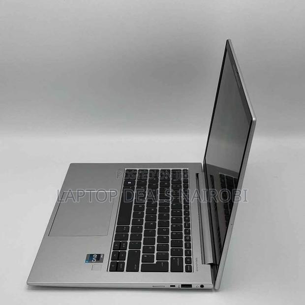 New Laptop HP EliteBook 840 G11 16GB Intel Core I7 SSD 512GB