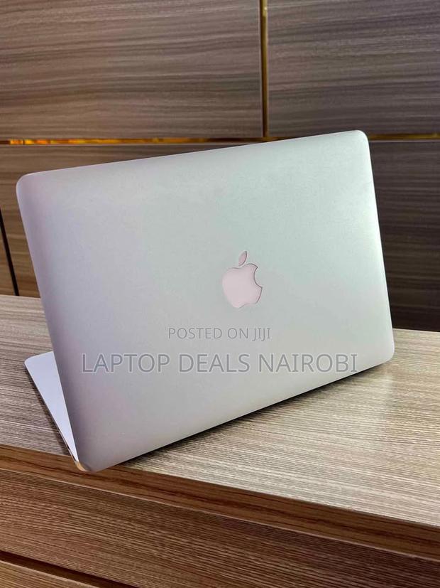 Laptop Apple MacBook Air 2015 8GB Intel Core I5 SSD 128GB