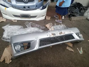 Crown Athletee Front Bumper Complete