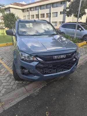 New Isuzu D-MAX 2025 Gray