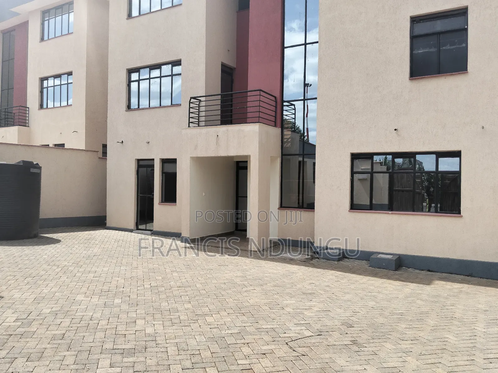 5bdrm Maisonette in Kiora Estate, Tinganga for sale