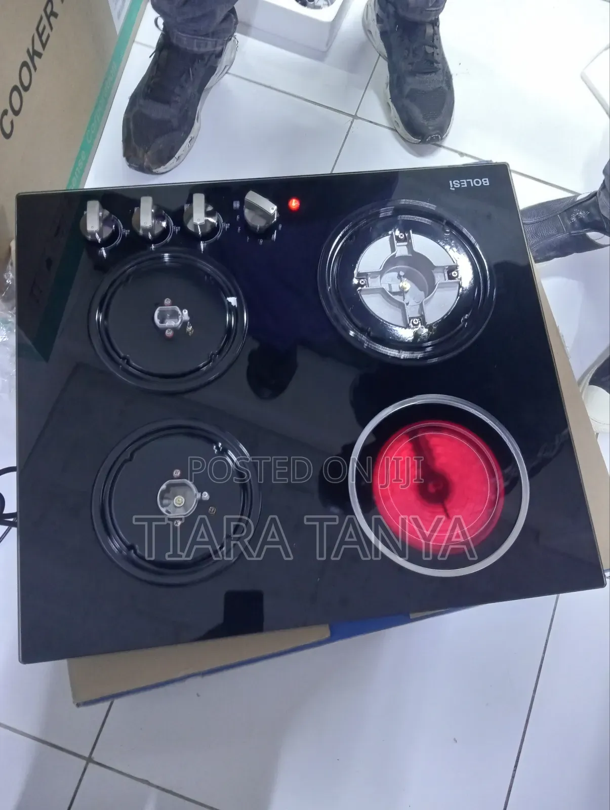Bolesi 60cm Built in Hob 3 Gas and 1 Induction Burner