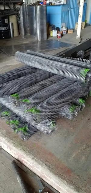 Expanded Metal Light Duty - thumbnail 2