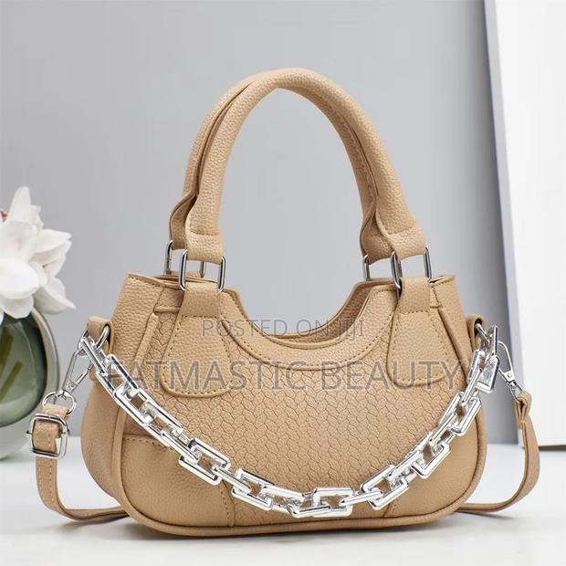 Small Slingbags - thumbnail 2