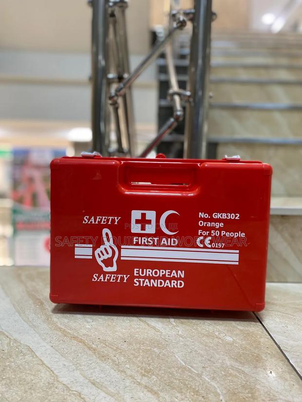 Ce Marked Group First Aid Kit for Workplace Safety