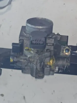 Nissan B14 Throttle on Sale