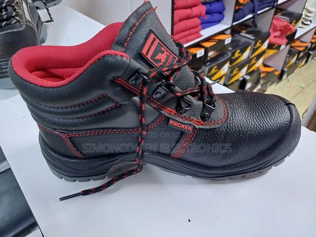 Knicker Safety Shoes - main view