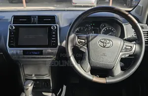 Toyota Land Cruiser Prado 2018 Black