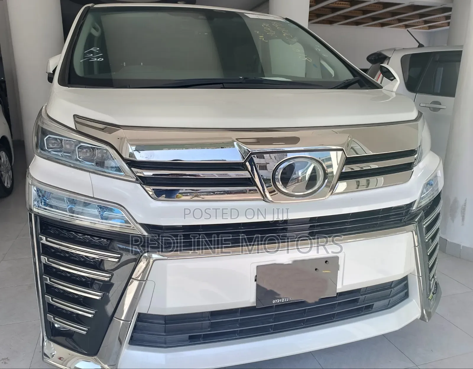 Toyota Vellfire 2018 White