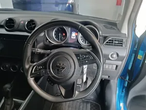 Suzuki Swift 2018 Blue