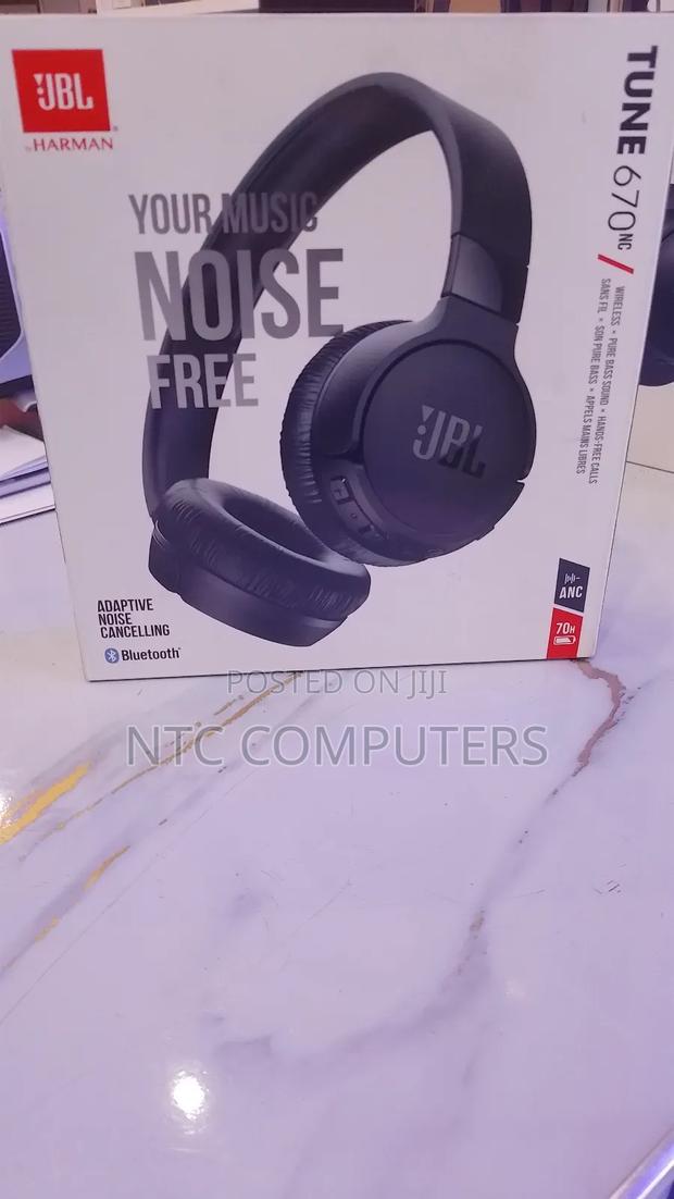 JBL Tune 670nc Headphones