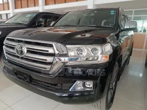 Toyota Land Cruiser 4.6 V8 ZX 2018 Black