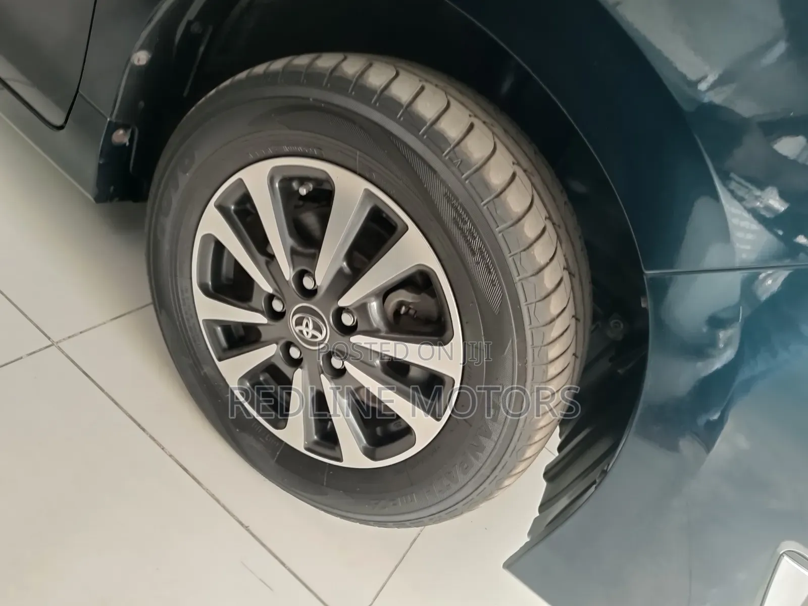 Toyota Esquire 2018 Black