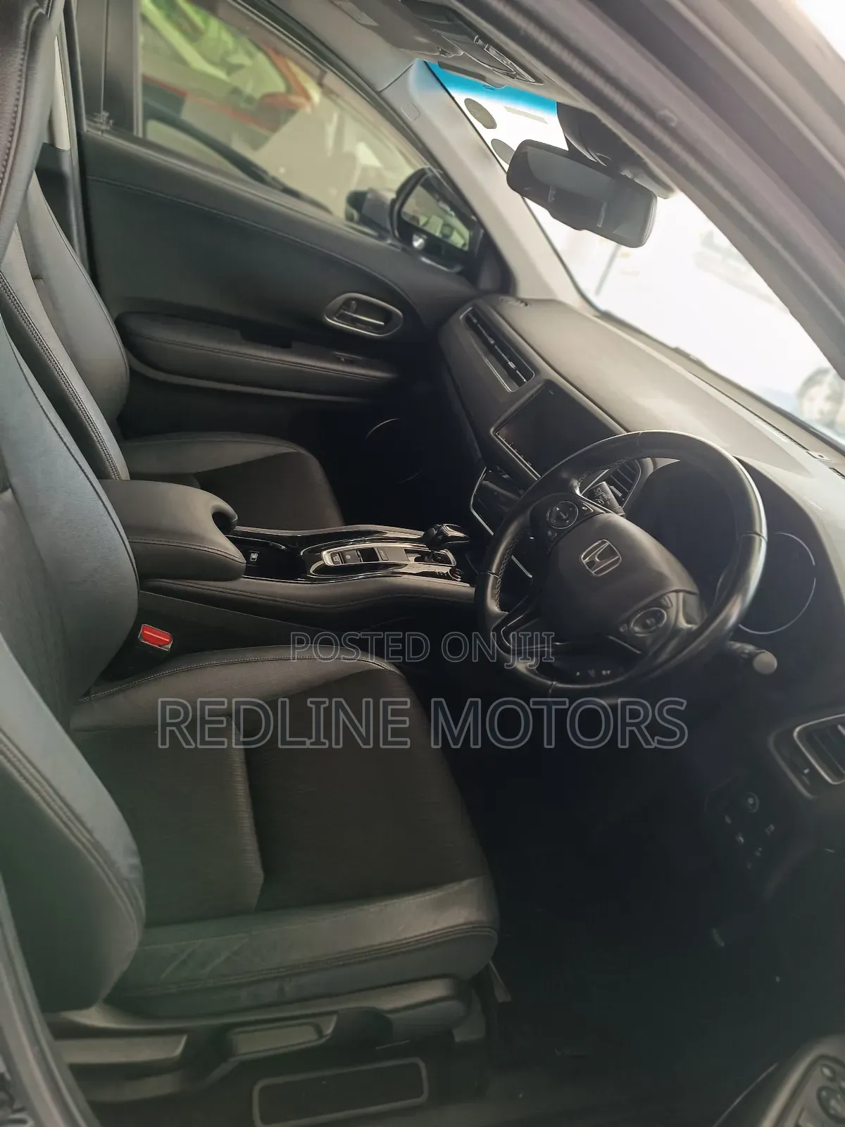 Honda Vezel 1.5 Hybrid 2WD 2017 Silver