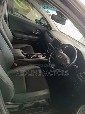 Honda Vezel 1.5 Hybrid 2WD 2017 Silver