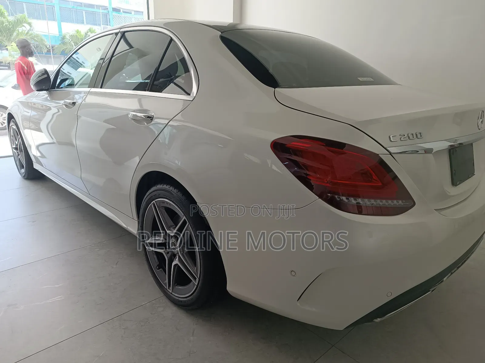 Mercedes-Benz C200 2019 Pearl