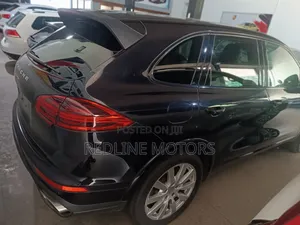 Porsche Cayenne 2018 Black