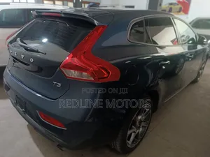 Volvo V40 2018 Gray