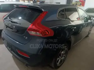 Volvo V40 2018 Gray
