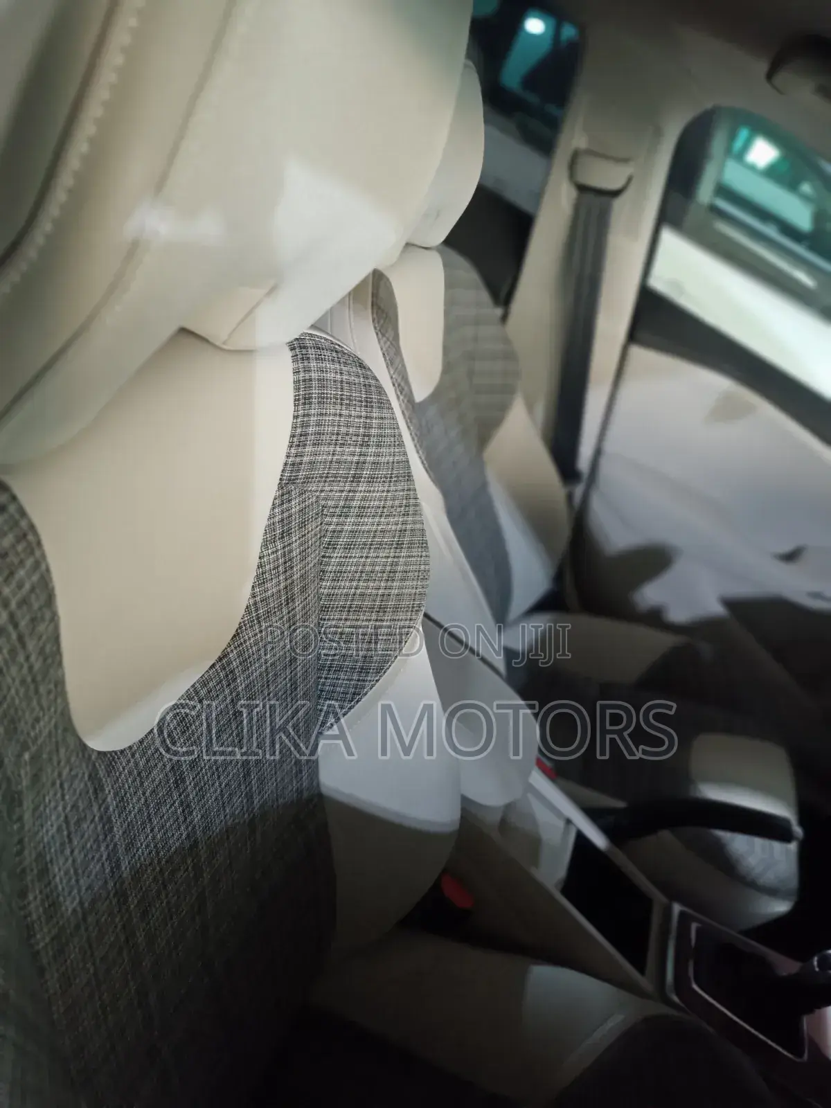 Volvo V40 2018 Gray