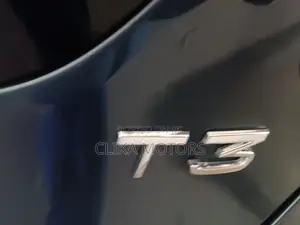 Volvo V40 2018 Gray