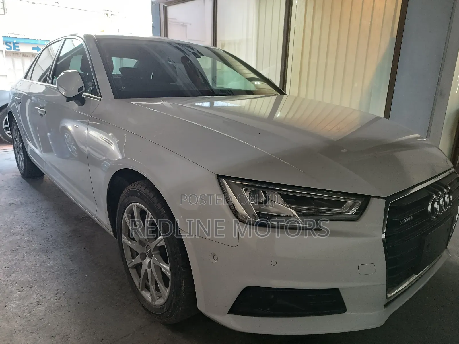 Audi A4 2.0T Tech Premium AWD quattro 2018 Pearl