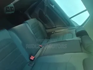 Volkswagen Golf Variant 2018 Silver