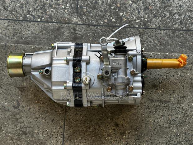 Gear Box New Hiace 5l - main view