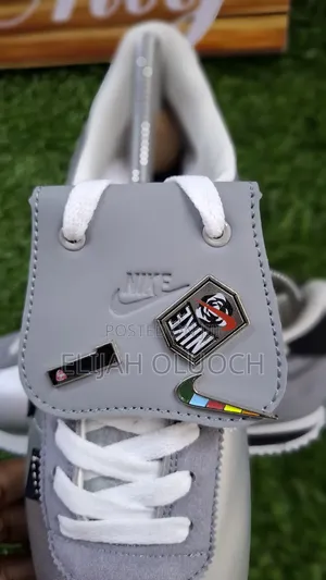 Nike Cortez Silver Size 40___45*