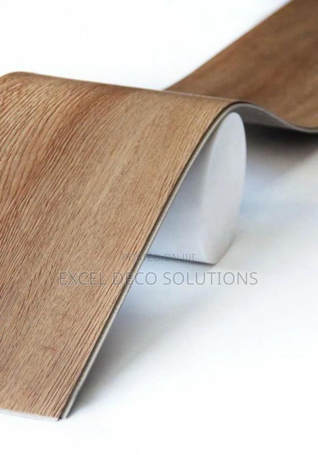 Shoreline Peel Stick Planks – Weathered Teak