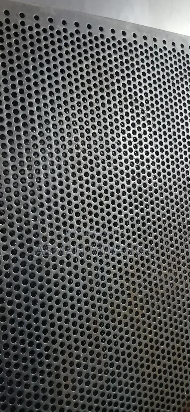 Stainless Perforated Sheet 1.5mm×4ft×8ft5mm Holes