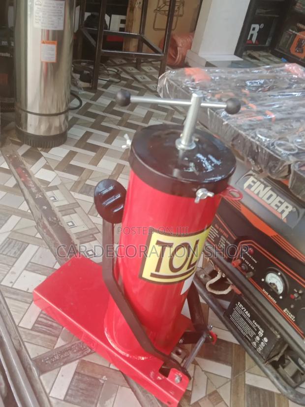 Manual 12l Grease Gun Pump - main view