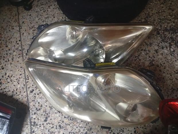 Toyota Auris Headlight 2008 Nu