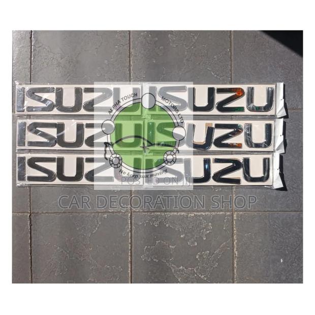 Isuzu Letter Decal Badge