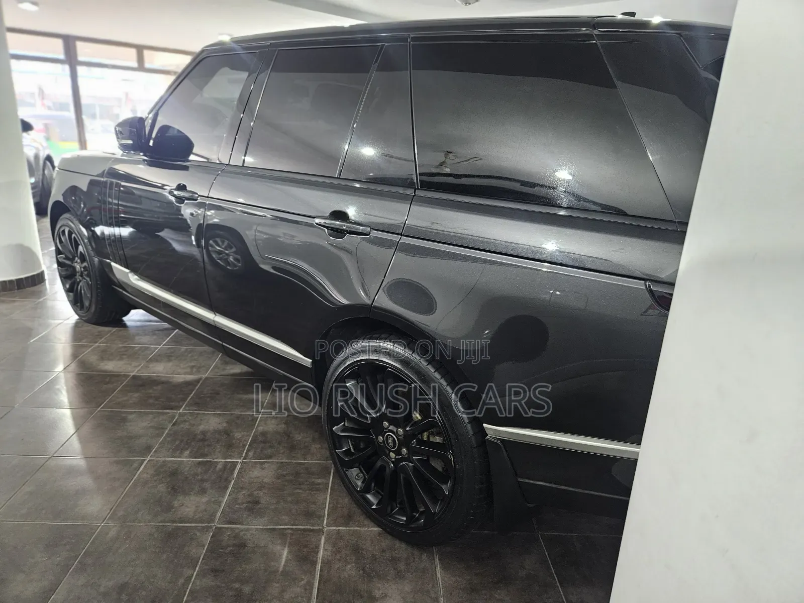 Land Rover Range Rover Vogue 2016 Black
