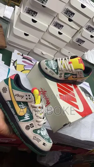 Nike Sb Dunk World Stussy Tribe 
Sizes 36- 45 at 