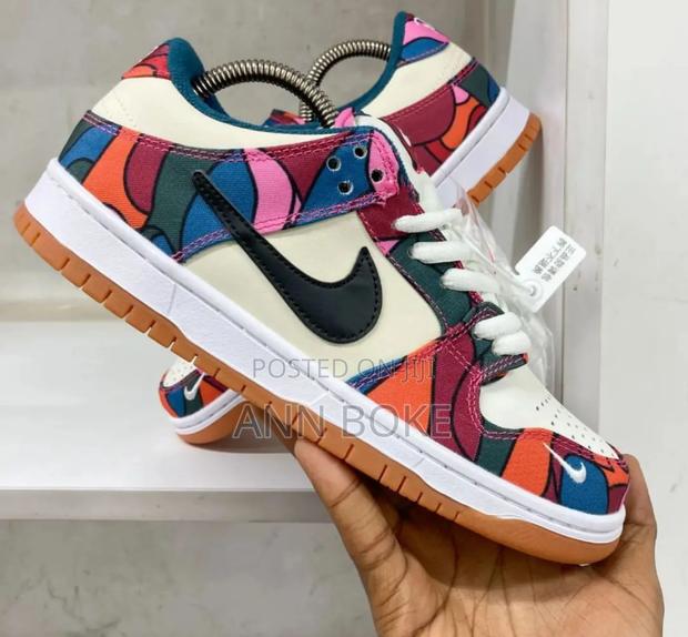 Nike Sb Dunk Para 
Sizes 36- 45 at 