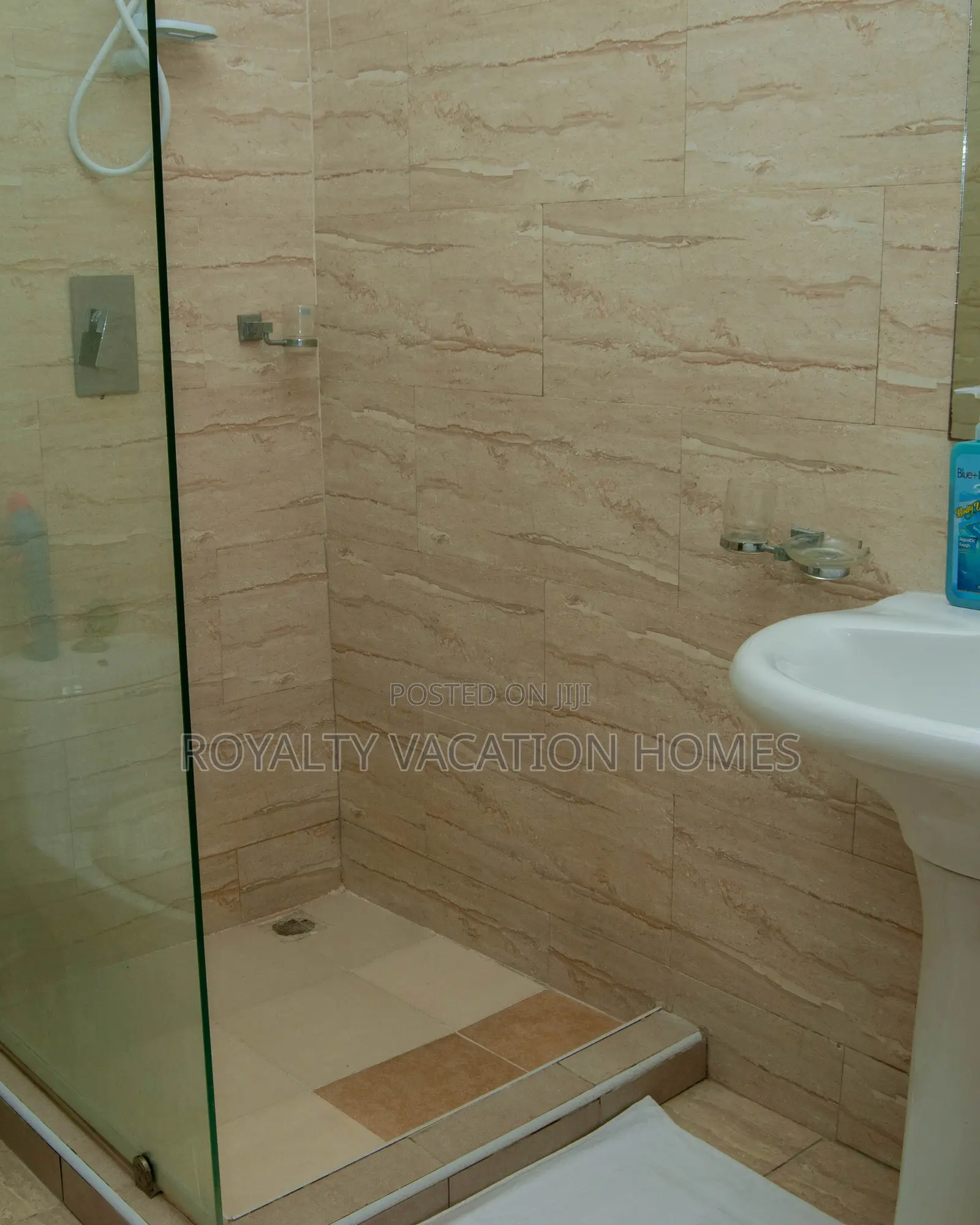 3bedroom Beachfront Apartment in Shanzu, Mombasa.