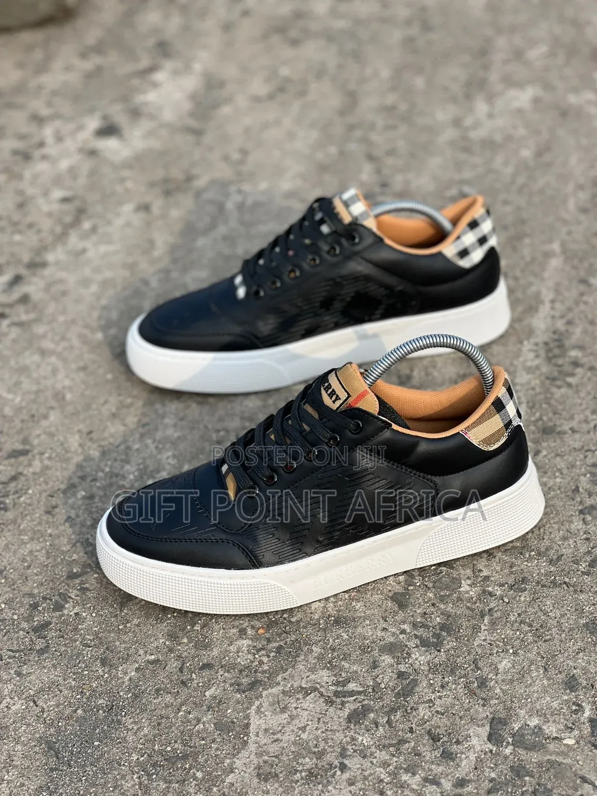 Black High Quality (Burberry) Leather Laced Casuals*