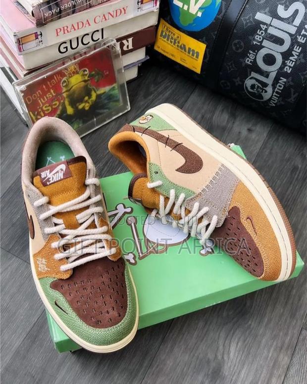 Air Jordan 1 Vodoo Low Cut - main view