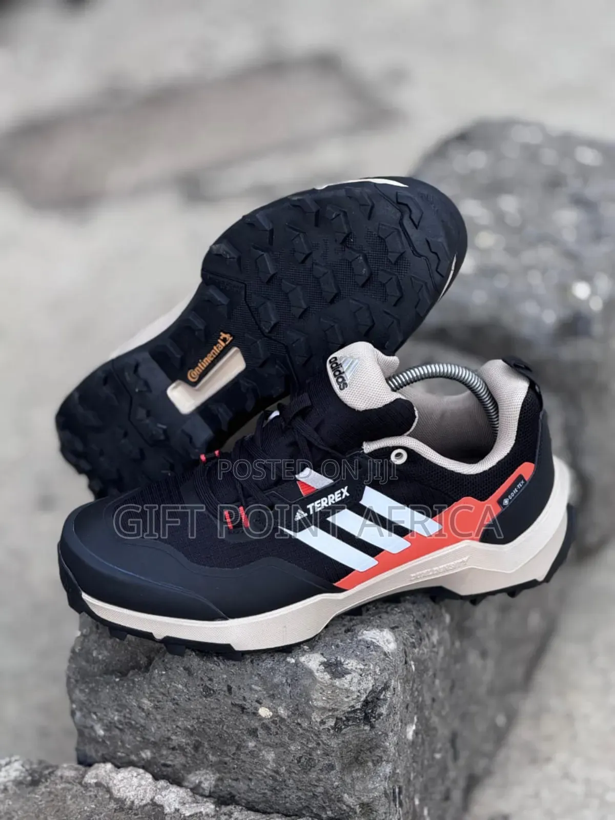 Black-beown (Terrex) Addidas*