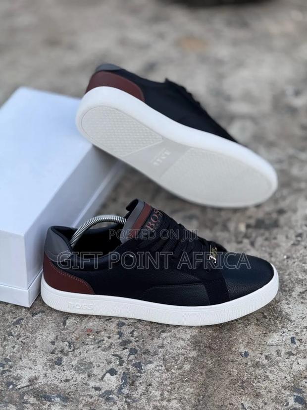 *Men* Black (Hugo Boss) Leather Laced Casuals* - main view