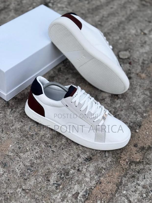 *Men* White (Hugo Boss) Leather Laced Casuals*