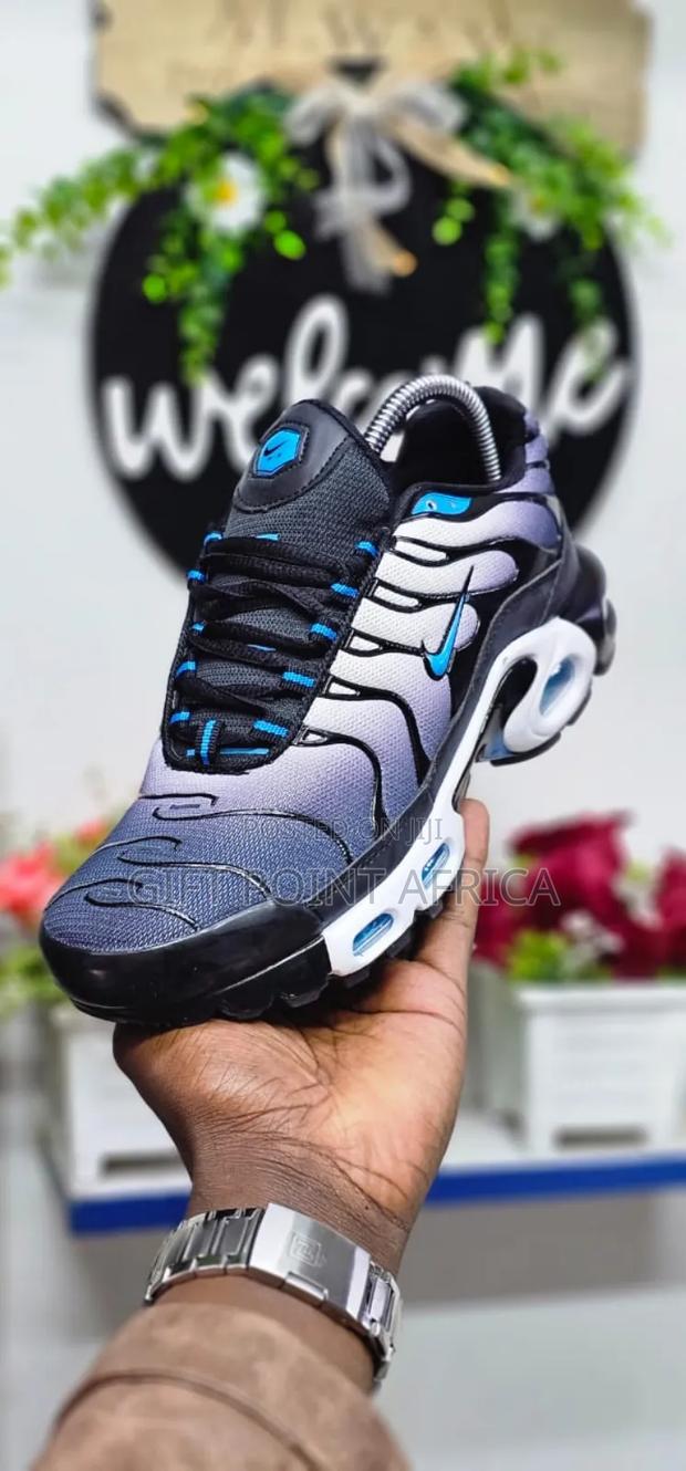 Nike Air Tn Sneakers For Men
