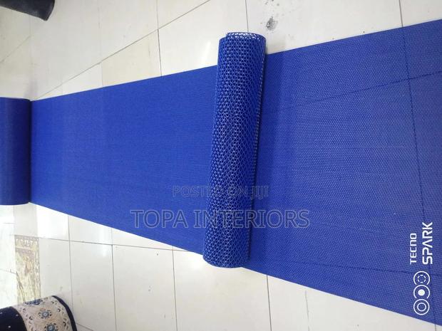 Long Runners Poolside Perforated PVC S-Mats for Slippery Surfaces
