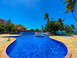 Airbnb 2br Beachfront Apartment