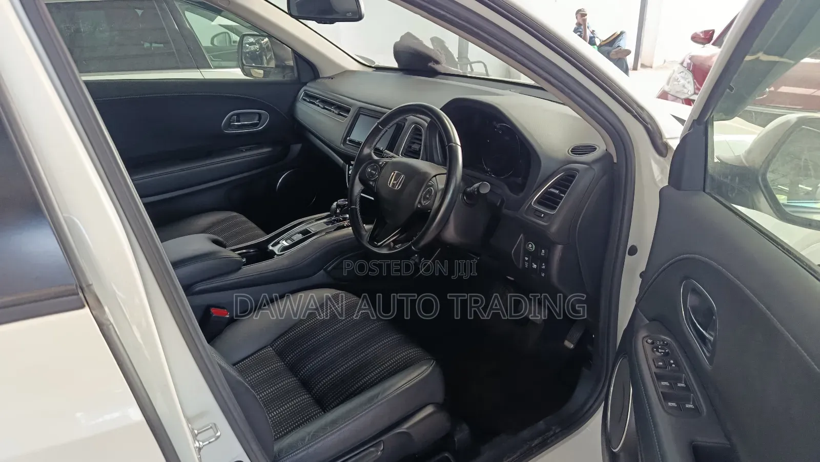Honda Vezel 2018 White