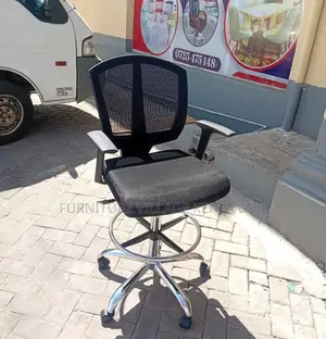Office Chair:Adjustable Height Front Desk Counter Mesh Chair