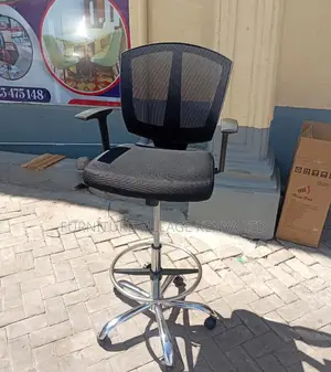 Office Chair:Adjustable Height Front Desk Counter Mesh Chair