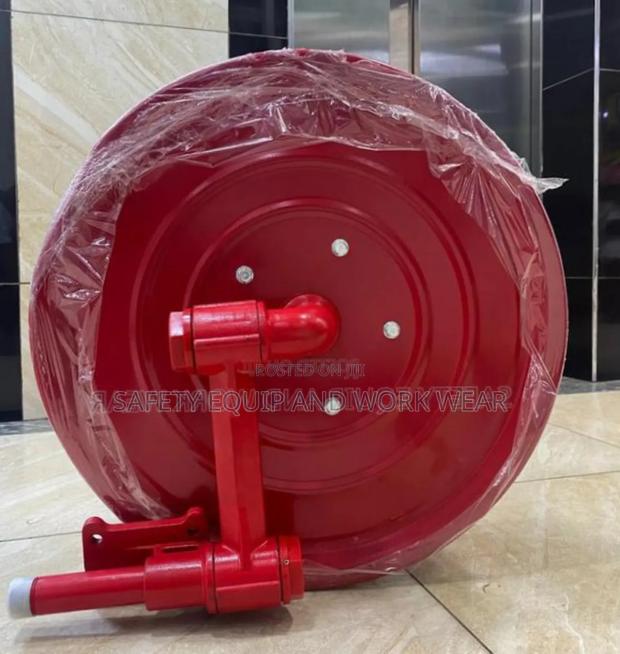 Manual Fire Hose Reel Certified For Fire Protection.